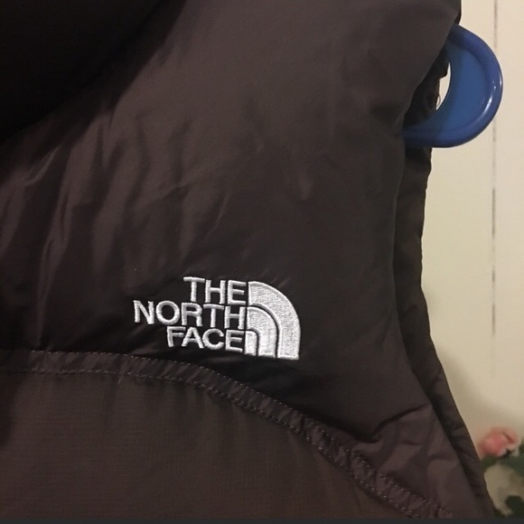 ⏰The North Face Nuptse Down Vest Brown - Picture 6 of 7